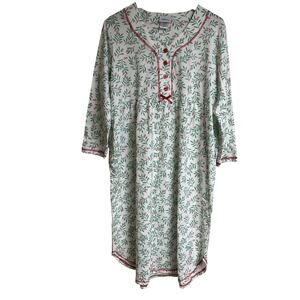 Vermont Country Store Flannel Nightgown Large Christmas Holly Granny Cottage